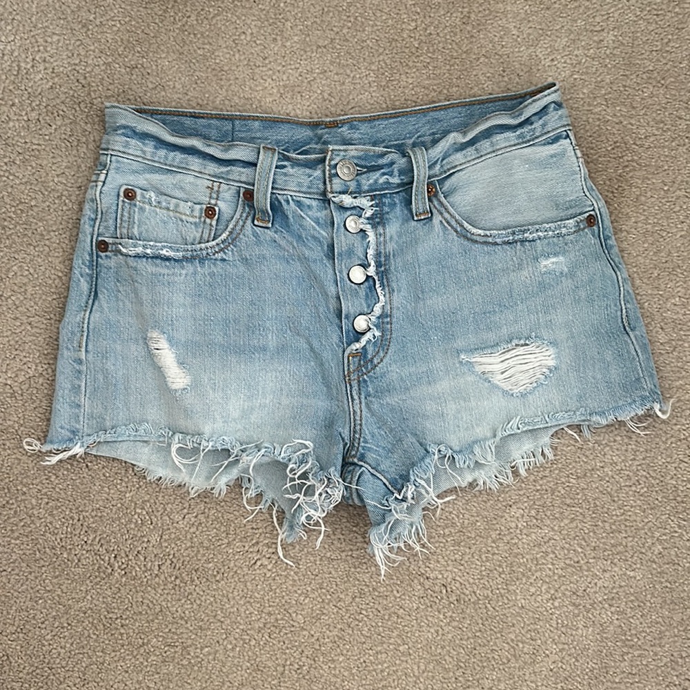 Levi’s jean shorts